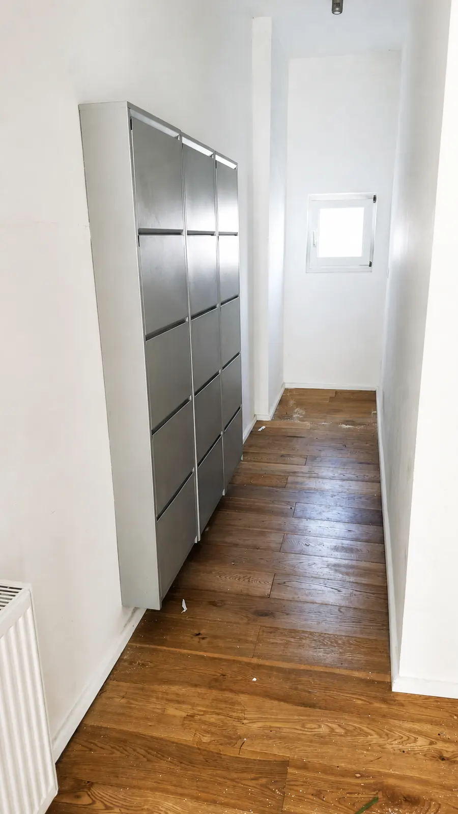 Flur nach der Entrümpelung